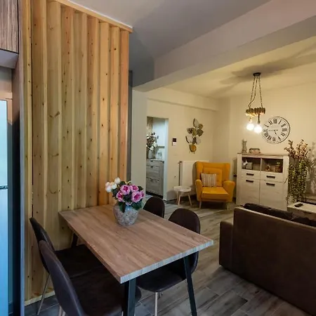The Olive Garden Apartment